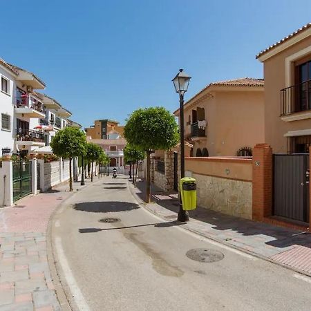 Habitacion En Casa Vacacional Fuengirola Dış mekan fotoğraf