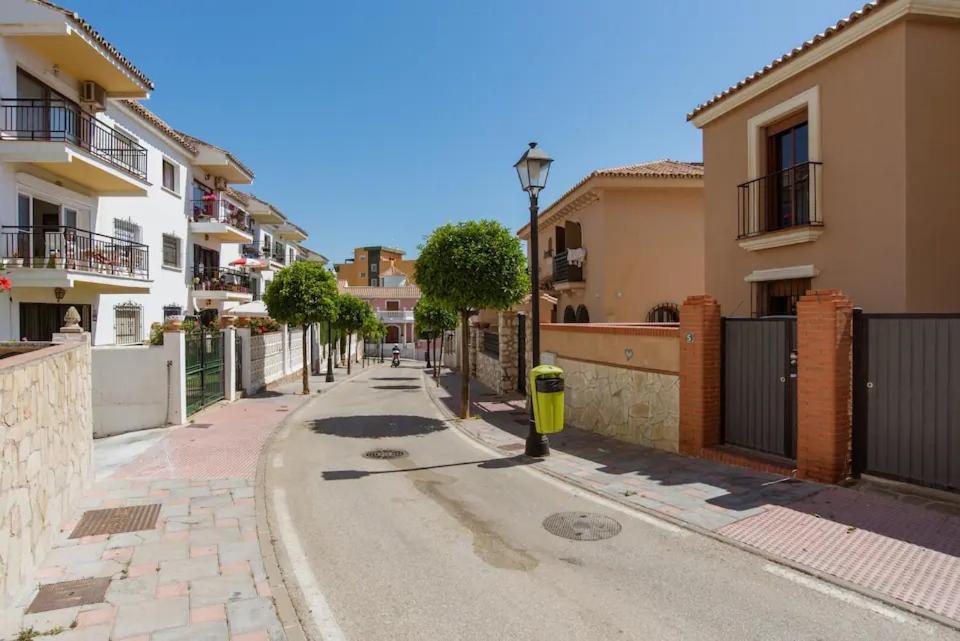 Habitacion En Casa Vacacional Fuengirola Dış mekan fotoğraf